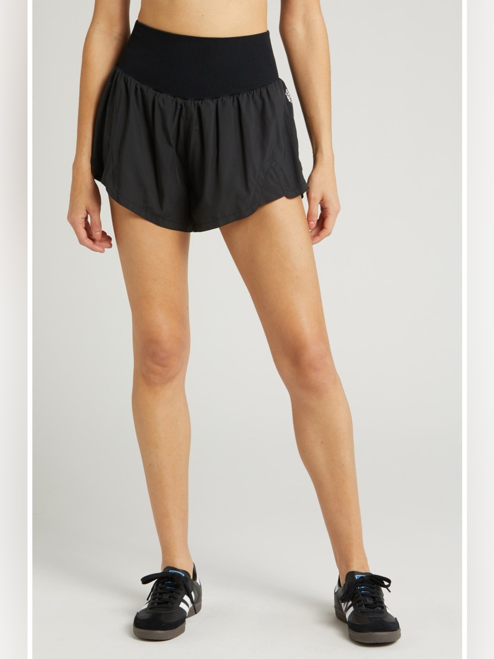 Free People Movement | Carpe Diem Water
Resistant Shorts | Medium | Black